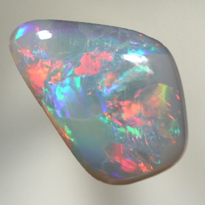 SOLID SEMI BLACK OPAL Bright and crisp red fire